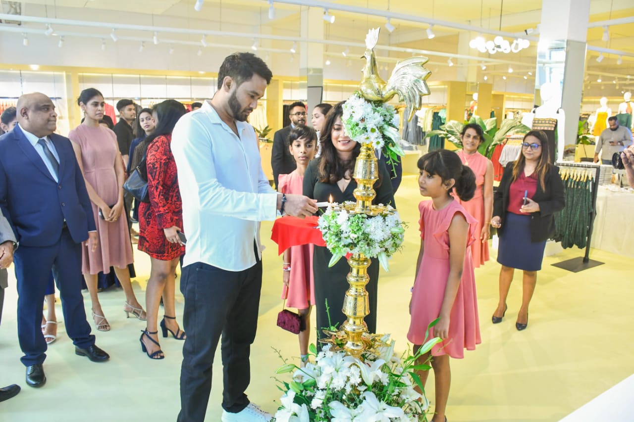 GFlock opens Sri Lanka’s largest ready-made showroom under one brand at ...