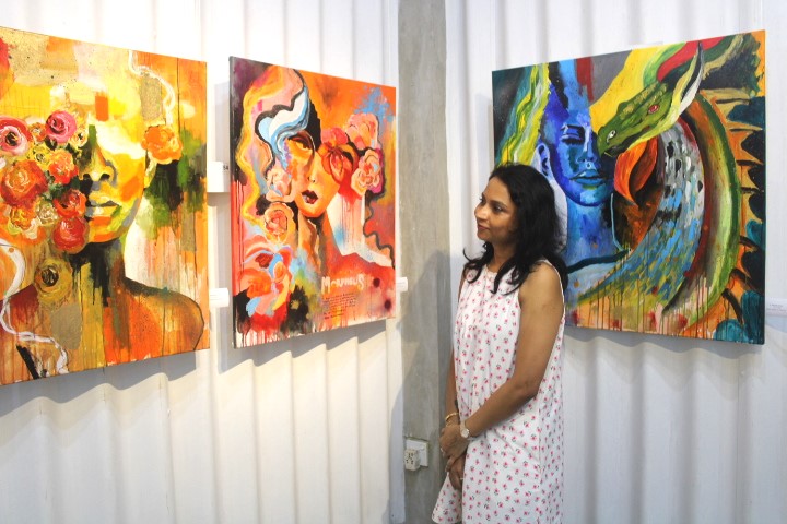 Art Show: Dr.Avanthi’s masterpieces at display - Colombo Times